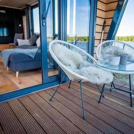 Charmantes Hausboot Brino Woma D13 *